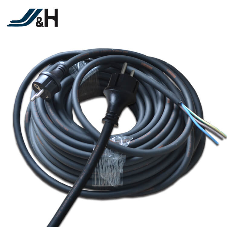 HAR-zugelassener europäischer elektrischer Verlängerungsstecker mit H07RN-F 3G 2.5 2-poligen elektrischen Steckern Europäische Norm